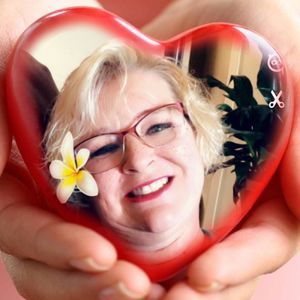 Meet your Posher, Christina